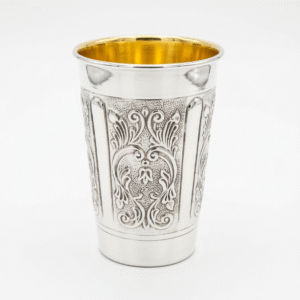 גביע כסף לקידוש בעיטור סלסולים מלכותי (150 סמ"ק) – פנים מוזהב